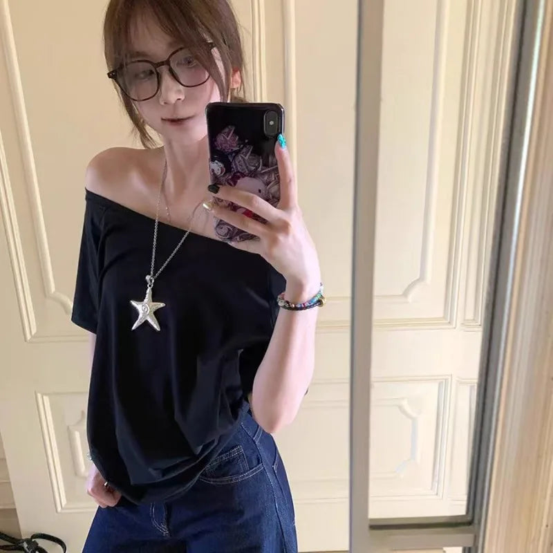 T-shirts Niche Design Off Shoulder