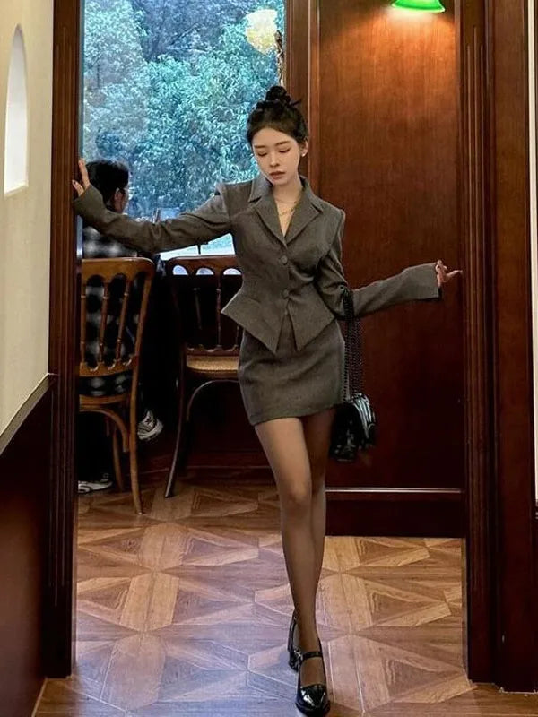 Slim Fit Suit Jaet And ort Skirt Set