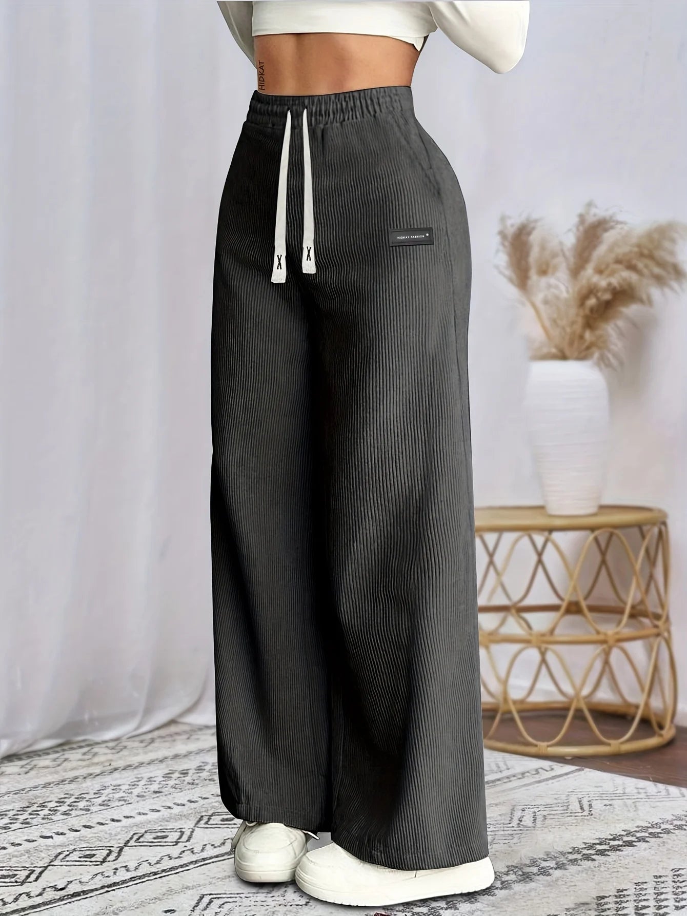 Women's Solid Tapered Trousers - Soft Comfortable All-Season Casual Pants with Drawstring Waist & Cuffed Hem Straight-Leg Design