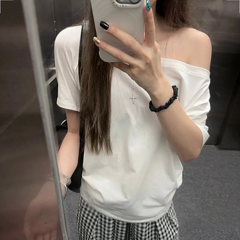 T-shirts Niche Design Off Shoulder