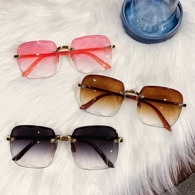 Transparent Multi-color Lenses UV400 Women Sun Glasses
