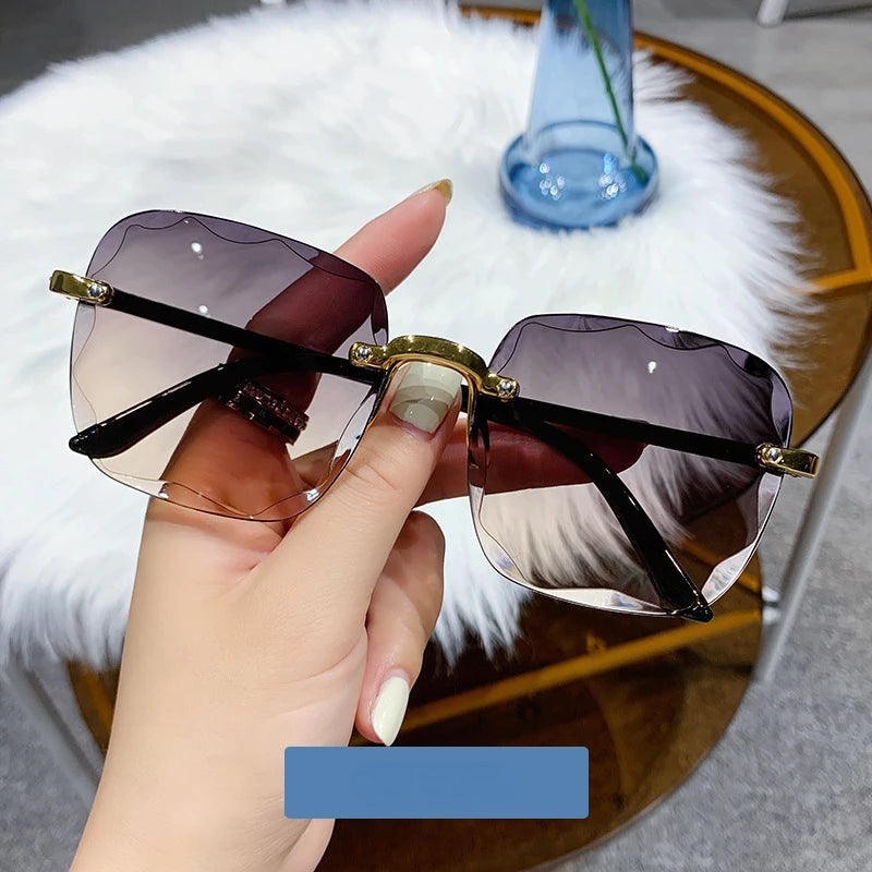 Transparent Multi-color Lenses UV400 Women Sun Glasses