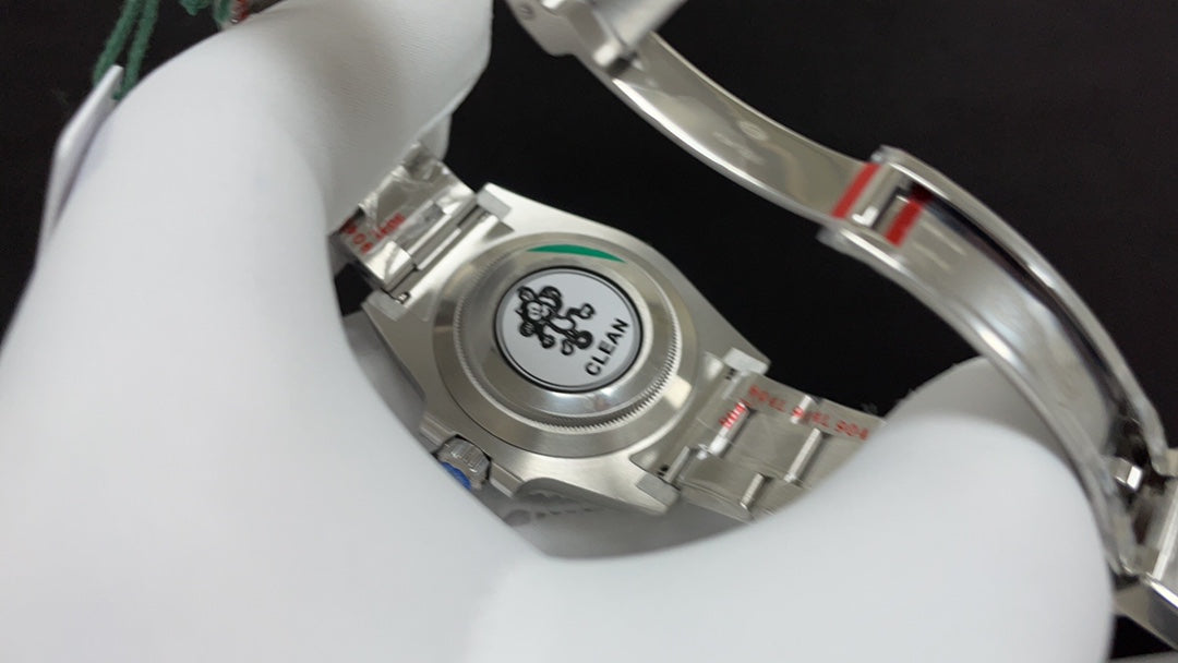 Rolex Submariner 116613LB Replica